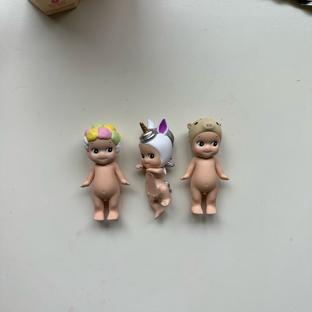 Authentic Sonny angels : set of three with secret hipper